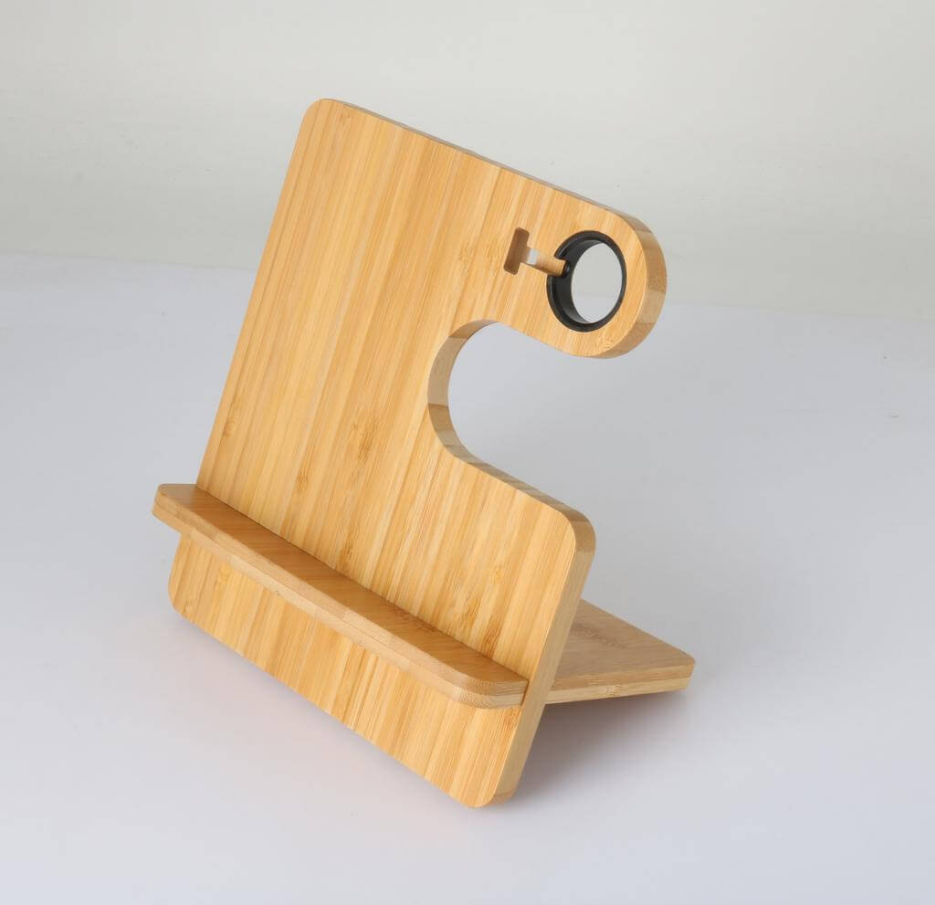 TRABEN - eco-neutral 3-in-1 Bamboo 10W Simultaneous Charging Station